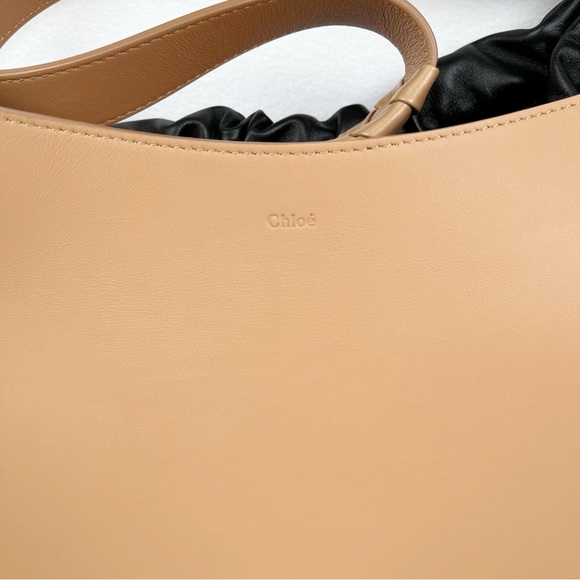Chloé Shoulder Bag - Picture 5 of 12